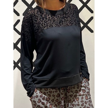 Camiseta MIRIAM Black LEO